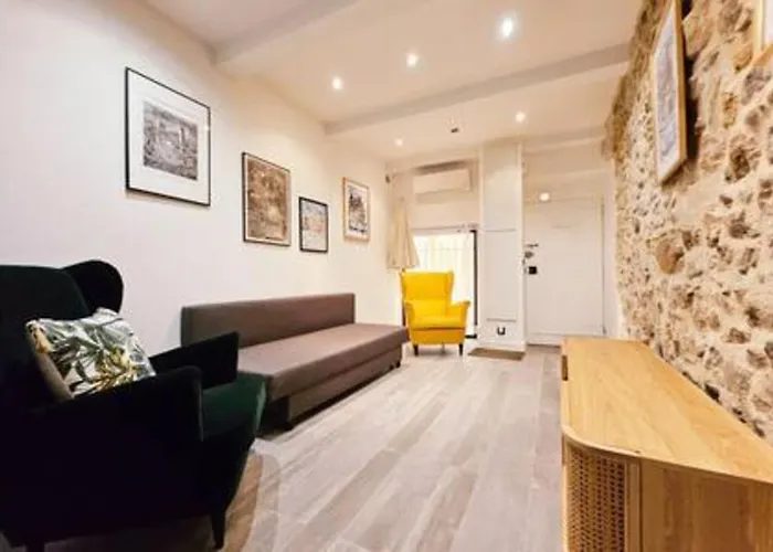 Le Godart - Au Coeur Du Vieil *